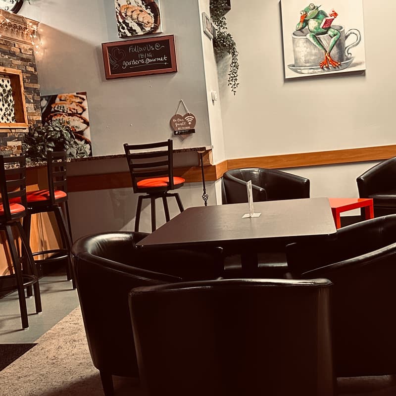 Garden's Gourmet dining lounge