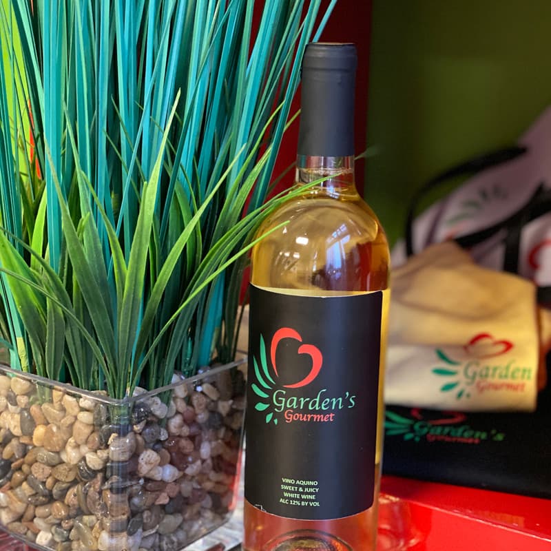 Garden's Moscato wine